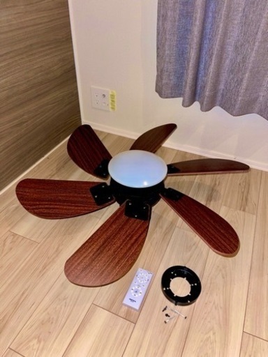 【最終値下げ】LED調光ｼｰﾘﾝｸﾞﾌｧﾝﾗｲﾄ