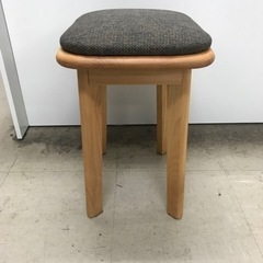 K2402-066 スツール 34.5×28×41cm キズあり 中古の画像