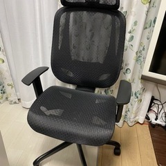 ニトリ　ワークチェア　クエト BK