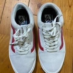 VANS スニーカー