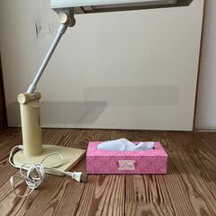 【差上げます】電気スタンドＡの画像