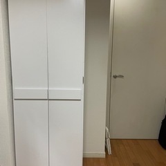 タンス、クローゼット　白　棚の画像