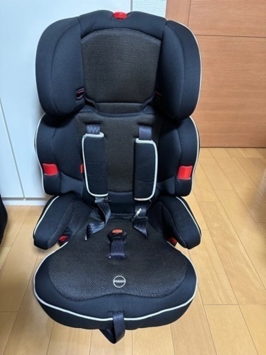 ★更に値下げしました！お早めにご覧ください！自動車用チャイルドシート　0歳〜12歳