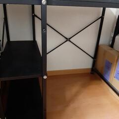 （取引中）ラック付きパソコンテーブル　学習机の画像