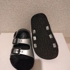18.ベビー靴　３足の画像