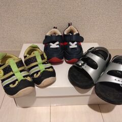 21.ベビー靴　３足