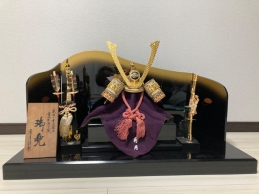 （美品）兜飾り中古一式　秀月　金色　京造り　高級 美品）兜飾り中古一式秀月金色京造り高級