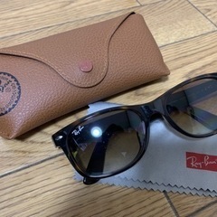 RAY BAN NEW WAYFARER CLASSIC