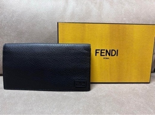 FENDI コンチネンタル財布