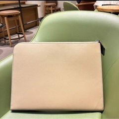 MICHAEL KORS   クラッチバッグ　MacBookAIR15入りますの画像