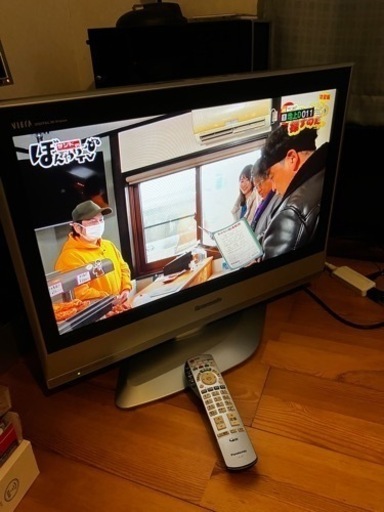 Panasonic TH-26LX60 26型液晶テレビ　B-CASカード　リモコン　アンテナケーブル付き