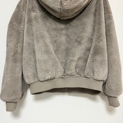 ファーパーカー ブラウン Mサイズの画像