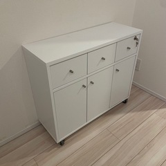 鍵付きキャビネットの画像