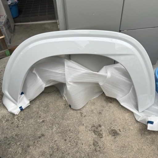 カローラクロス モデリスタ カラードフェンダー 左前 089