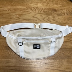 NEW ERA ウエストポーチ　ヒップバッグ