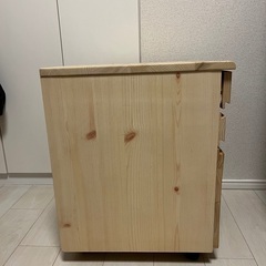 木製3段デスクキャビネットの画像