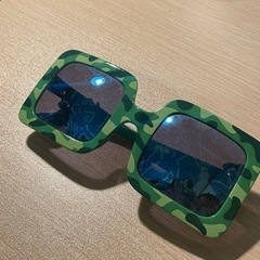 ディズニー　グッズ　サングラス