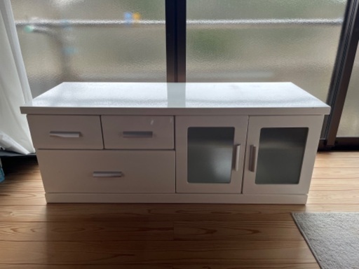 テレビボード