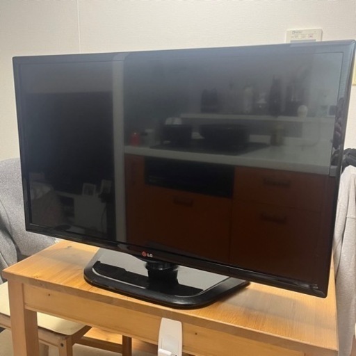 液晶テレビ