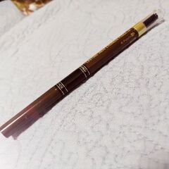 【ほぼ新品】570円引き🌈購入1,320円→750円🌟K パレット ラスティング 3ウェイ アイブロウペンシル WP 木下製薬株式会社🌟犬猫タバコなし🌟の画像