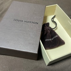 LOUIS VUITTONの画像