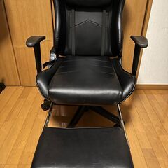 GTRacing ゲーミングチェア オットマン(フットレスト)付きの画像