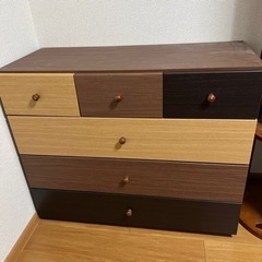 木目調のドレッサー