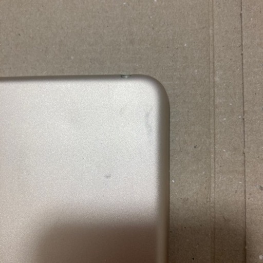 iPad mini4 ゴールド　本体のみ