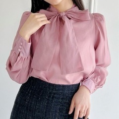 Loueme 長袖ブラウスの画像