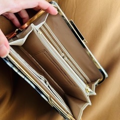 CLAIRE 長財布の画像