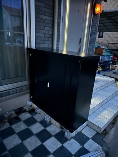 大容量！オシャレな色の家庭用物置！簡易物置（中古）