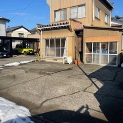 越前市駐車場4台付きテナント