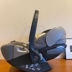 Cybex CloudZ I  中古品　ISOFIX台座セットの画像