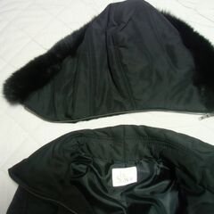 LA SUMER 黒 アウター ダウン ジャケット 冬向き Lサイズ （フード着脱可能）お譲りします。の画像