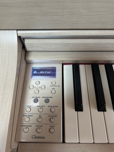 ヤマハ　クラビノーバCLP-745