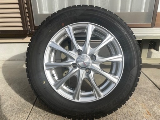 スタッドレスタイヤ　4本セット