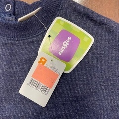 トイザラス　トップス90cm 未使用の画像