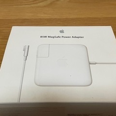 MagSafe電源アダプタ（85W）とMagSafe 2コンバー...