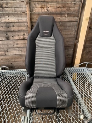 値下げしました！【正規品】RECARO レカロ LX-F IM110 BK セミバケ セミバケット シート 1脚 エアランバーサポート