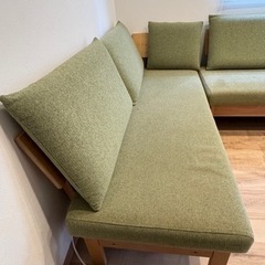 【新品20万程】ソファ4〜6人向け(クッション洗えます)の画像