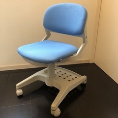 コイズミ　学習イス