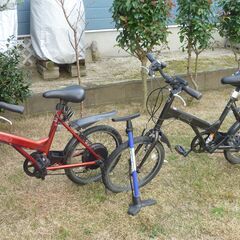 取りに来られる方限定【電動アシスト自転車２台＆専用電池２個＆充電...
