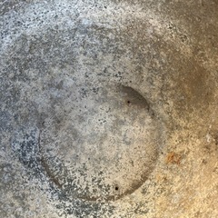 火鉢500円！残り写真の一点のみ。お問い合わせ多数なかなか返信できず申し訳ございません。の画像