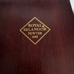 アンティーク木箱ロイヤルセランゴールの画像