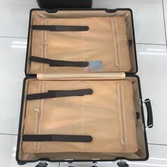 ★ジモティ割あり★  キャリーバック ブラック H66.5×D26×W44 クリーニング済み HJ2111の画像