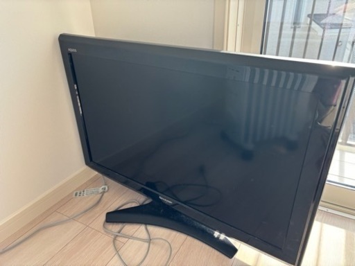 SHARP 32V型液晶カラーテレビ