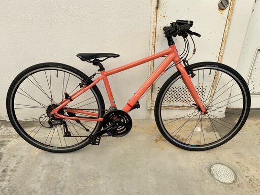【美品】クロスバイク/27ｲﾝﾁ/24段変速ｷﾞｱ/空気入れ/ライト