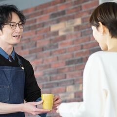 未経験歓迎！！！【店舗運営スタッフ　\おしゃれなカフェ・バーの接客/】