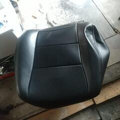 オデッセイRB1シートカバーセットの画像