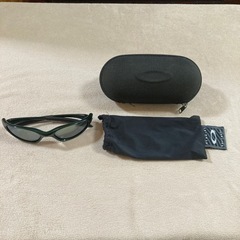 OAKLEY サングラス 服/ファッションの中古が安い!激安で譲り OAKLEY サングラス 服/ファッションの中古が安い!激安で譲り